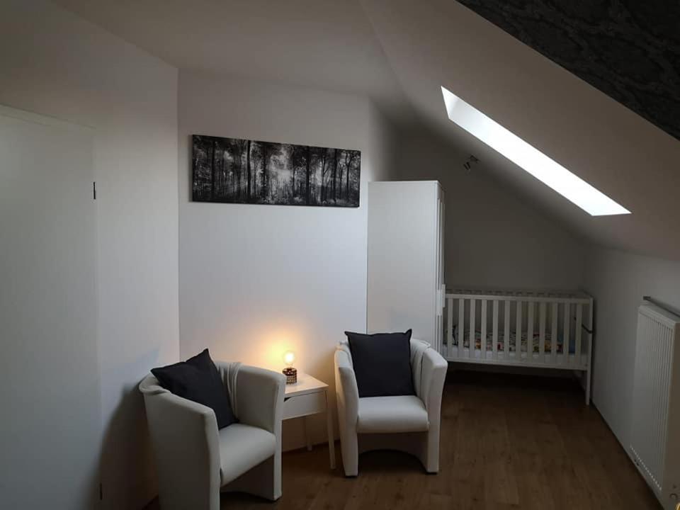 Haus Am Hang; Ferienwohnung Fernblick Stolberg  Exterior photo